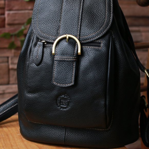 Leather bag
